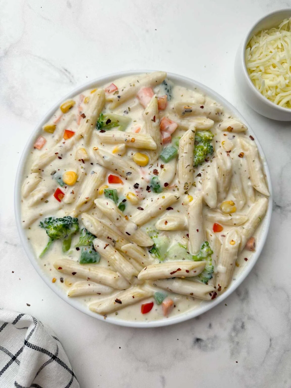 Fettuccine Alfredo Pasta(chicken)